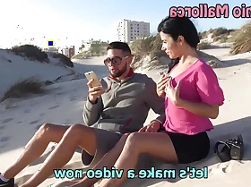 Public blowjob on be transferred to beach