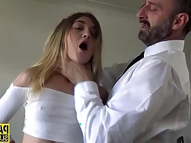 Fetish submissive gets spitroasted