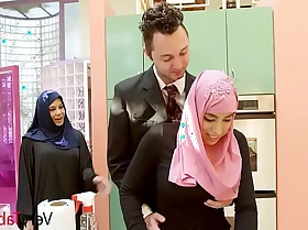 My Repressed Little one Yon Hijab Gets Some Daddy Cock- Ella Knox