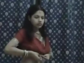 Deshi Couple Sex Photograph Leaked wits his Kin