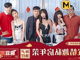 Chinese New Genre Special -Six People Orgy in Apartment MD-0100-1 / 过年特别企划-情趣私房年菜 - ModelMediaAsia