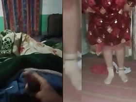 Pakistani Pathan pastho beautiful girl sexy relative to her show one's age live sex latest video