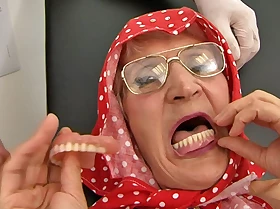 Toothless grandma (70+) takes in foreign lands her dentures before sex