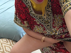 Big Ass Saudi Arab Milf Premier For Rough Sex In Hijab