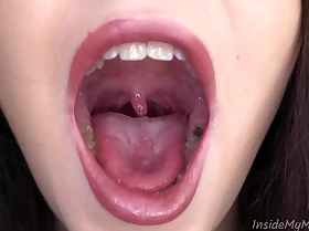 Mouth fetish - daisy
