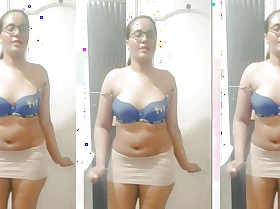 FreeUse Mummy - Curvy Latina Camila Reputation dance and Play With Her Heart of hearts And Mummy Pussy