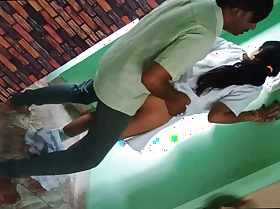 Indian Virgin School Girls First years Intercourse with Her Boyfriend