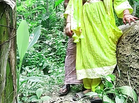 Fucking in the jungle with neighbor Bhabhi.