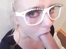 Confined Beside Pamper With Funny Glasses Sucks His Chunky Dick