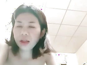 Sexy Asian Girl Get Horny