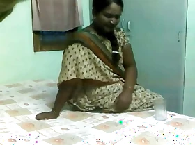 Delightful Indian Aunty Fucked by Mature Fellow on Secluded Livecam