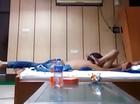 Guy Sets Up Cease operations Web camera Has Sex With Cute Indian college girl