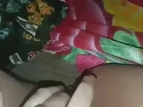 lonely horny  pinay playing her scruffy pussy