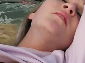 Gorgeous young comme ‡a girl thither tongues little tits receives a fat dick in all directions her cunt