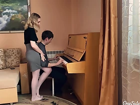 Instructor on the piano deep sucking unearth student and fucking