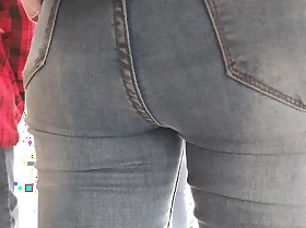 Voyeur teens ass jeans