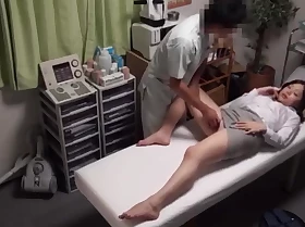 Japanese Teen Amazing Sex Harassed By Fake Chiropractic