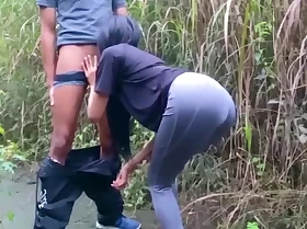 Very Risky Public Fuck With A Beautiful Girl At Jogging Park