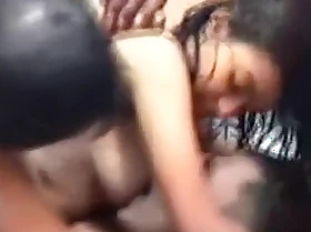 Desi hotty team-drilled by 5 mates