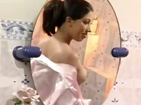 Sri Lankan Model Anusha Rajapaksha Hot Boobs Show In Topless Photoshoot