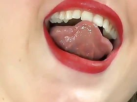 Blowjob and cum in my indiscretion