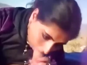 Indian non-professional angel somehow knows how to play with cumload