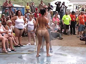 Amateur nude contest at this years nudes a poppin festival in indiana