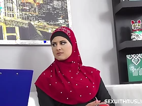 Lawyer lodges be fitting of awe-inspiring muslim vagina