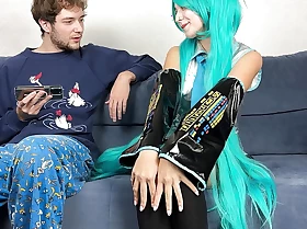 Vocaloid Hatsune Miku Didn't Expect Fans to Have Such Experienced Fingers! Cosplay Handjob Orgasm