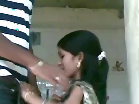 Indian dross video of a couple banging all dressed up
