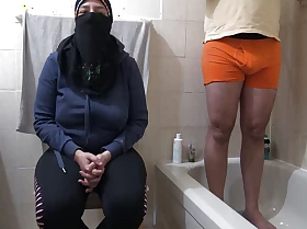 Egyptian Cuckold Wife Cheating With Big Disgraceful Cocks