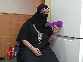 Divorced Arab Wife Loves Bg Cocks