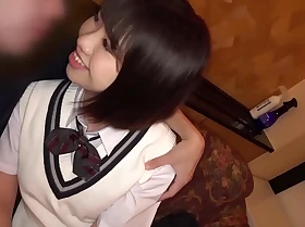 18 year old JK is in good shape. I ejaculate a lot into a fresh pussy with some sexual experience. Japanese amateur homemade porn