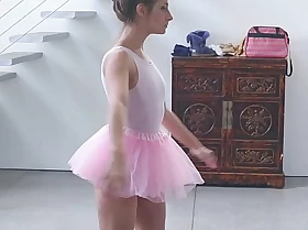 Exxxtrasmall - tiny ballerina cassidy klein fucks her tutor