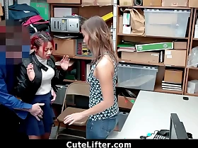 Mom fucked by security office-holder for daughter's shoplifting