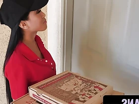 Pizza Delivery Oriental Princess Gets Stuck In The Window & She Has To Suck 2 Unhelpful Dicks - TeamSkeet