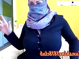 Muslim hijab heavy tits babe on webcam recorded show October 23rd