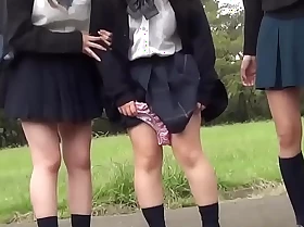 Spied japanese teens pee