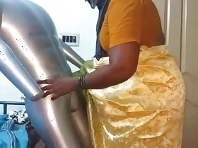 Fortuitous dolly plays with Indian bbw